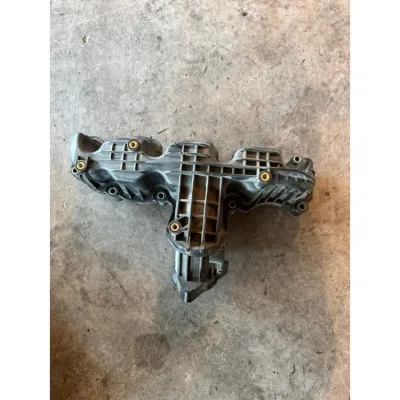 Polo 1.6 Tdi Cay Motor Emme Manifoldu Çıkma Orjinal