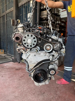 Volkswagen Passat 2.0 TDI CFF Motor Çıkma Komple Motor