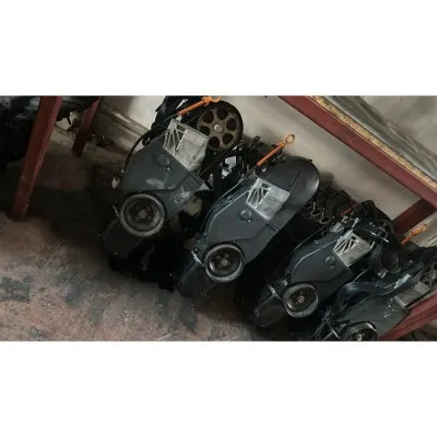 Skoda Octavia 1.6 Benzinli Çıkma Motor AEE