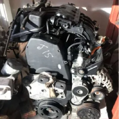 Skoda Octavia 1.6 Benzinli Çıkma Dolu Motor AVU