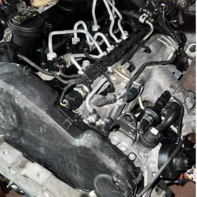 Audi A4 2.0 TDI CAHA CAGA Çıkma Dolu Motor